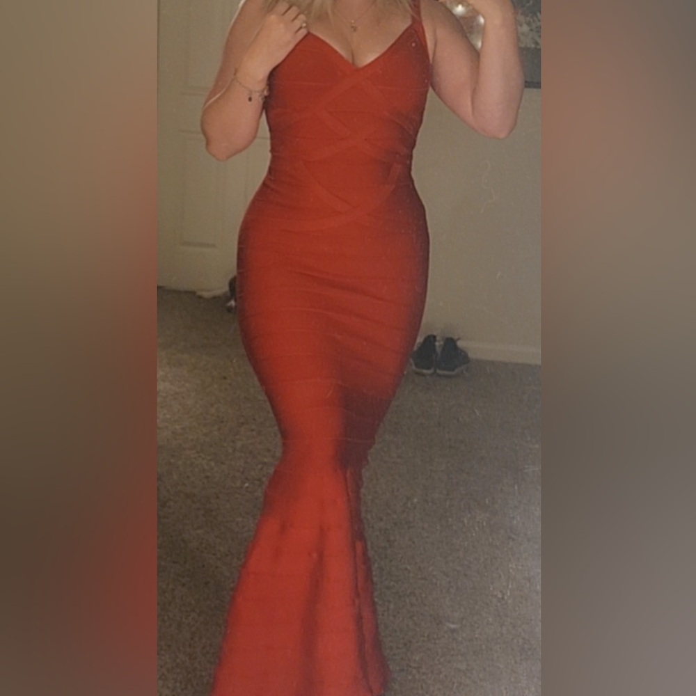 Elegant Red Bandage Dress